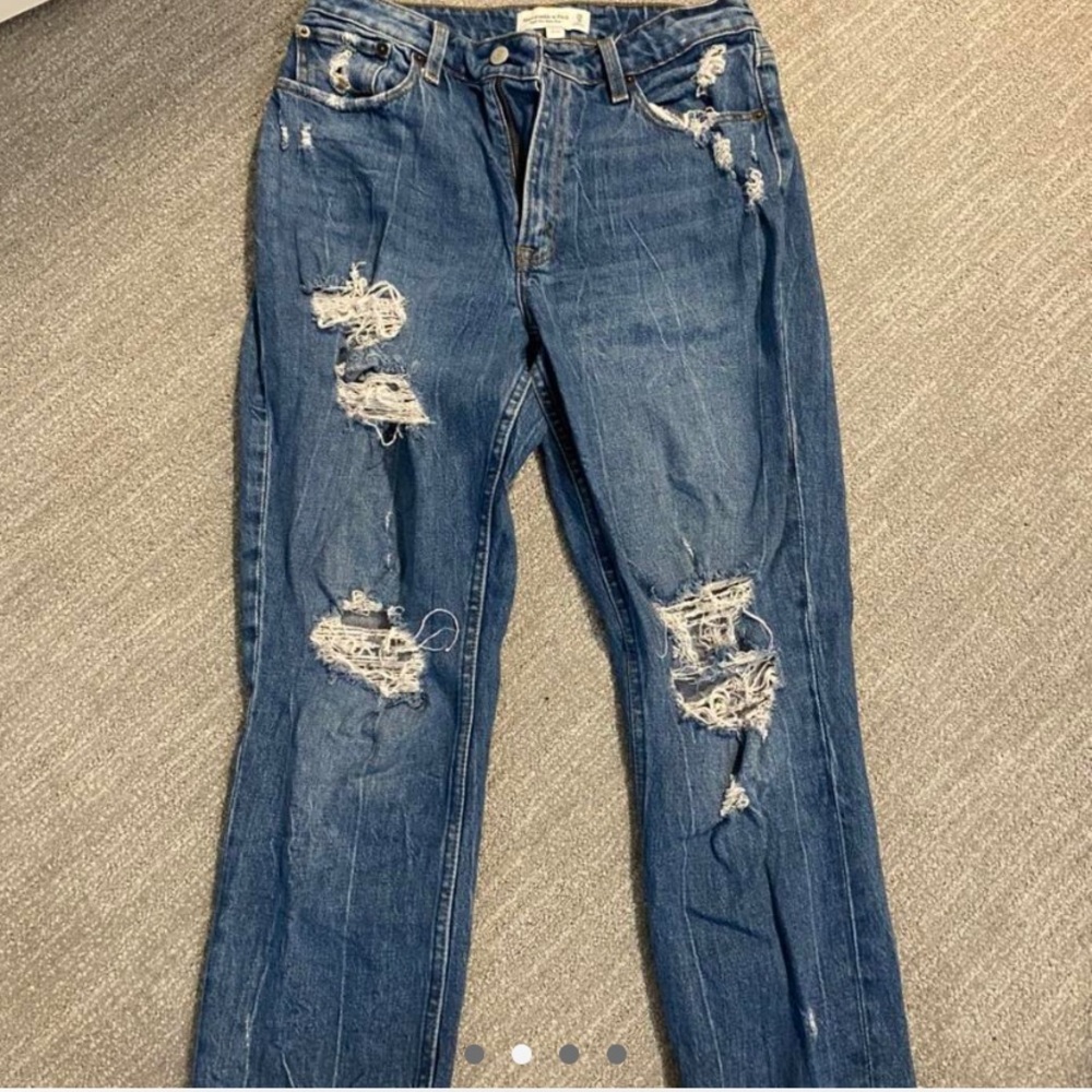 High rise mom jean